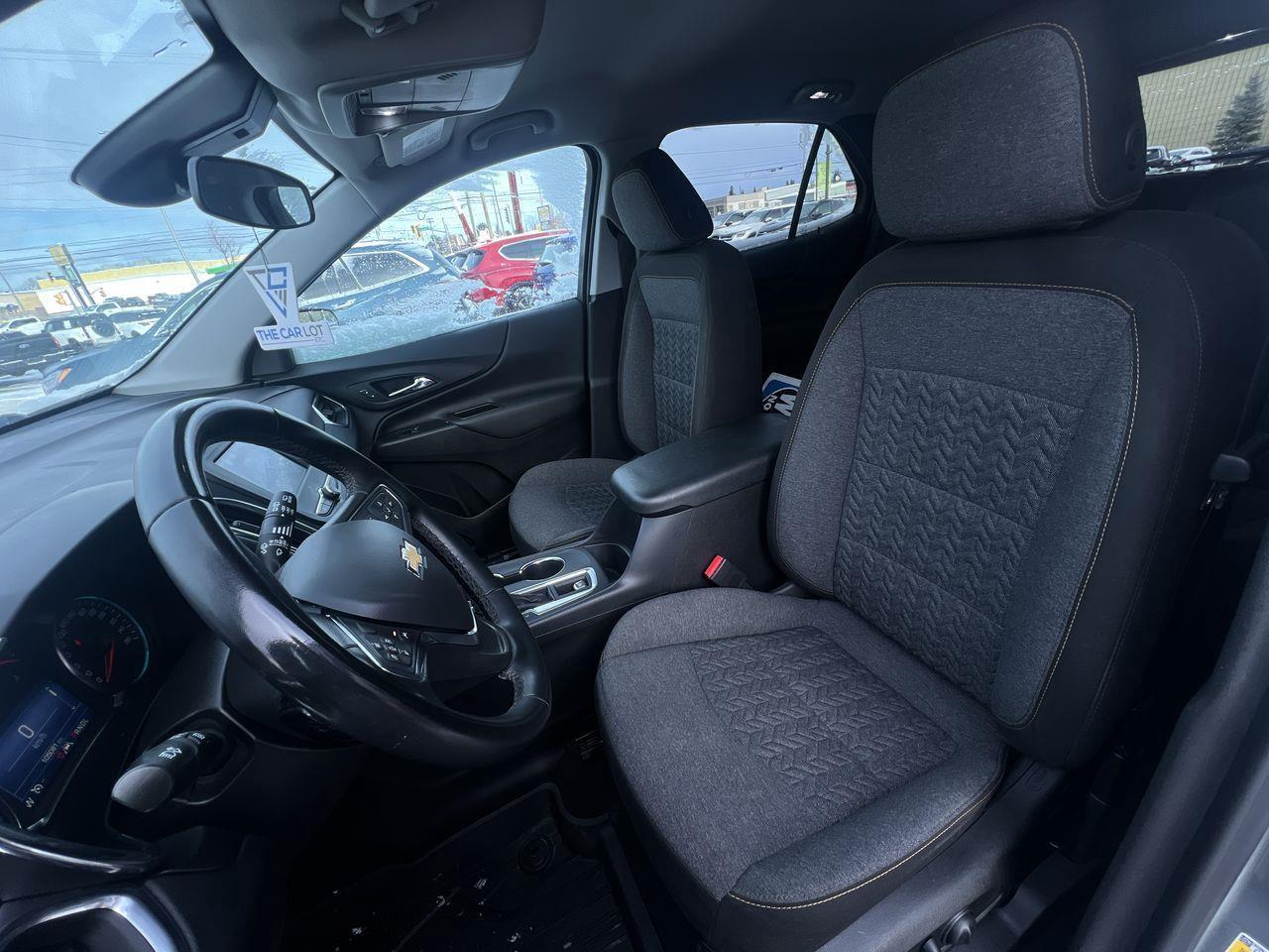 2024 Chevrolet Equinox LT HEATED FRONT SEATS, CRUISE CONTROL, SIRIUS XM, POWER LIFTGATE, BACK UP CAM, REMOTE START!! Photo