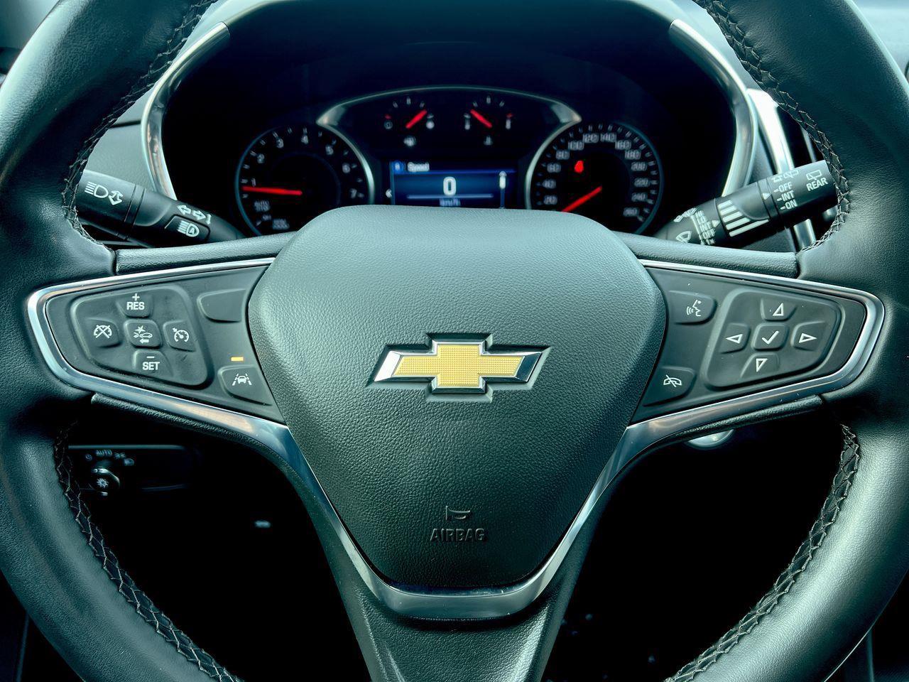 2024 Chevrolet Equinox LT HEATED FRONT SEATS, CRUISE CONTROL, SIRIUS XM, POWER LIFTGATE, BACK UP CAM, REMOTE START!! Photo