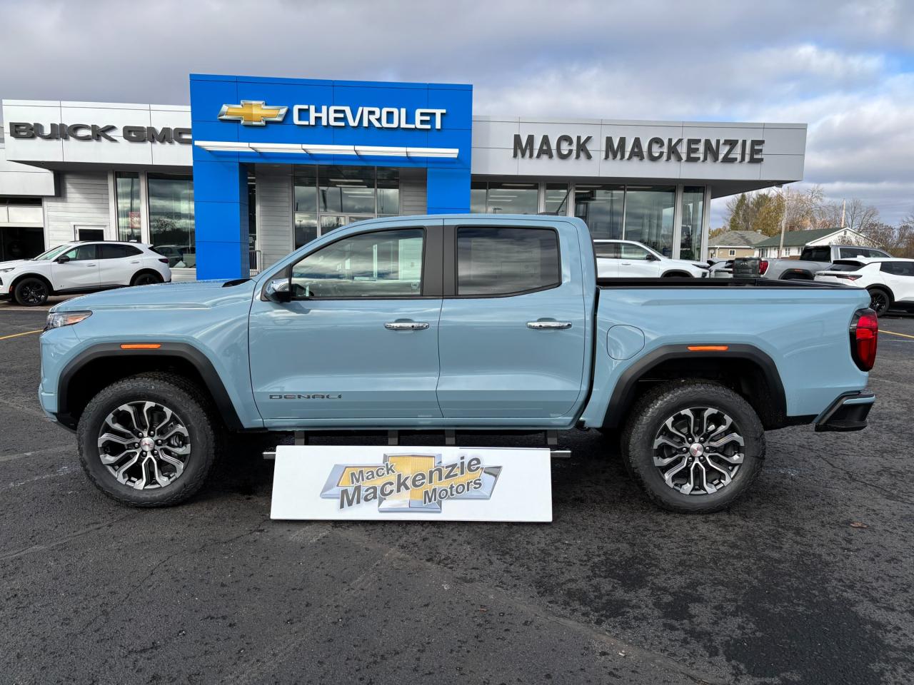 2026 GMC Canyon 2026 GMC Canyon Denali 4WD Photo