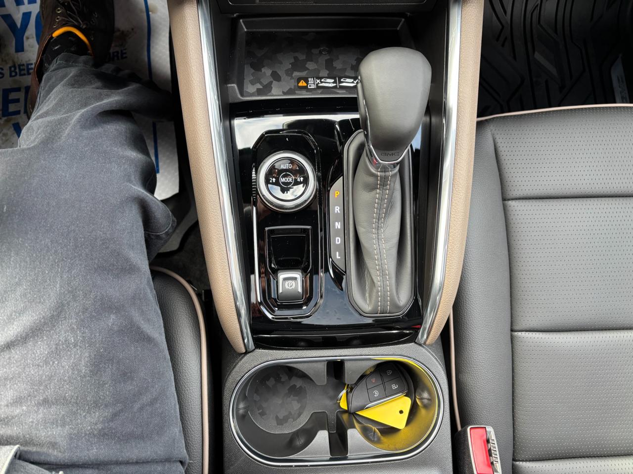 2026 GMC Canyon 2026 GMC Canyon Denali 4WD Photo