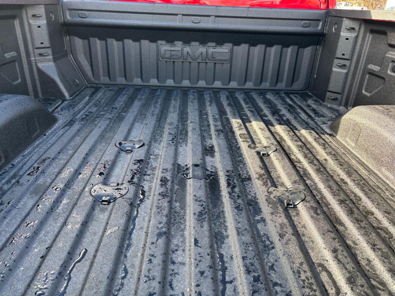 2026 GMC Sierra 2500 HD 2026 GMC Sierra 2500HD AT4 Crew Cab 4WD Photo