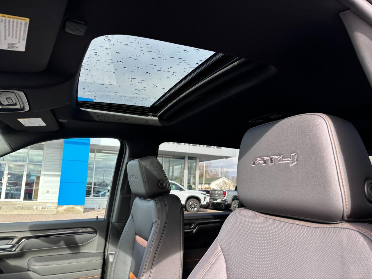 2026 GMC Sierra 2500 HD 2026 GMC Sierra 2500HD AT4 Crew Cab 4WD Photo