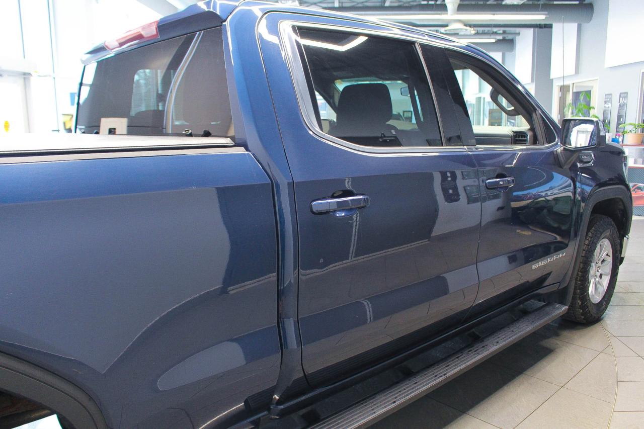 2022 GMC Sierra 1500 SLE 4X4 - CLOTH UPHOLSTERY - HEATED FRONT SEATS/STEERING WHEEL - CLEAN CARFAX Photo4