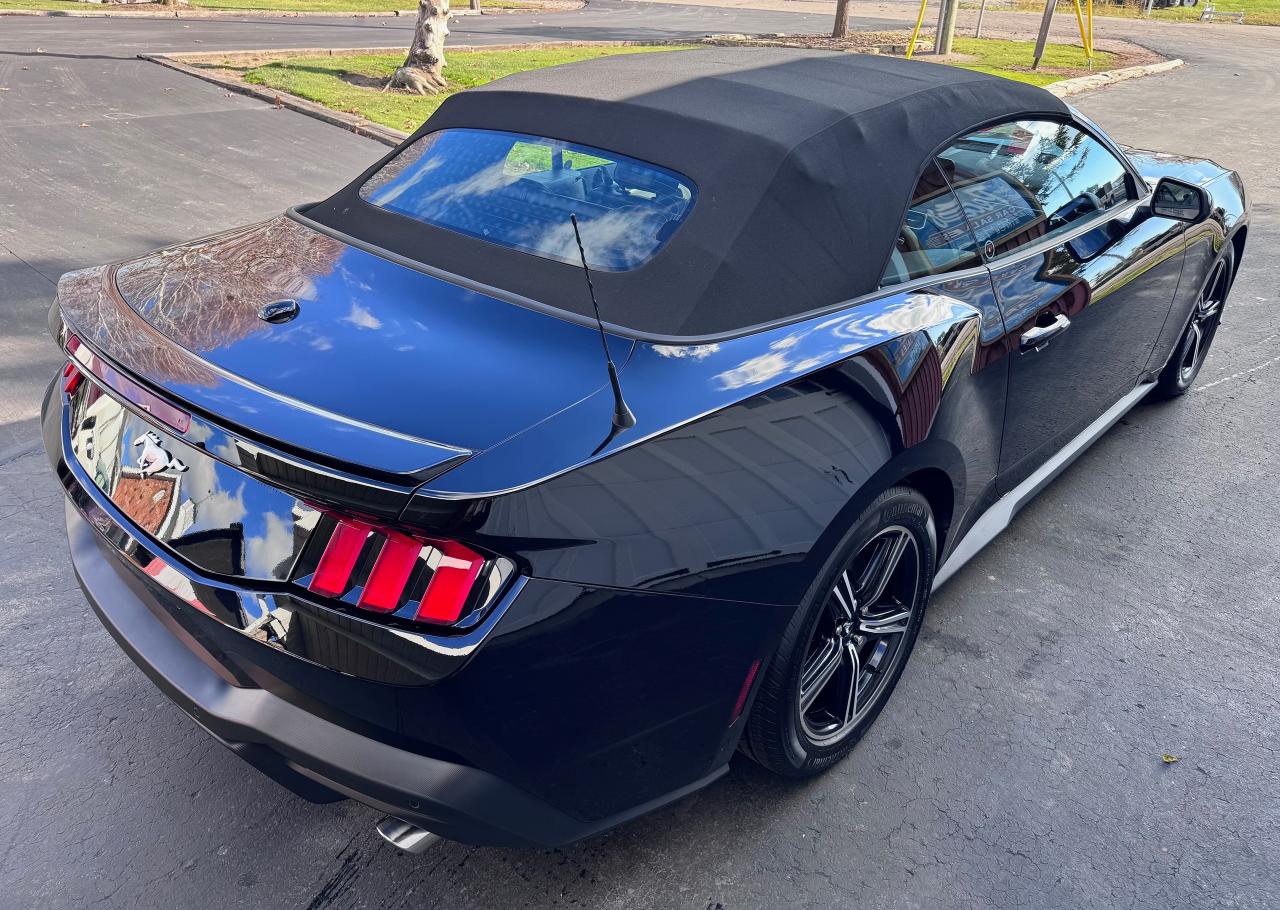 2024 Ford Mustang EcoBoost Premium Convertible Photo