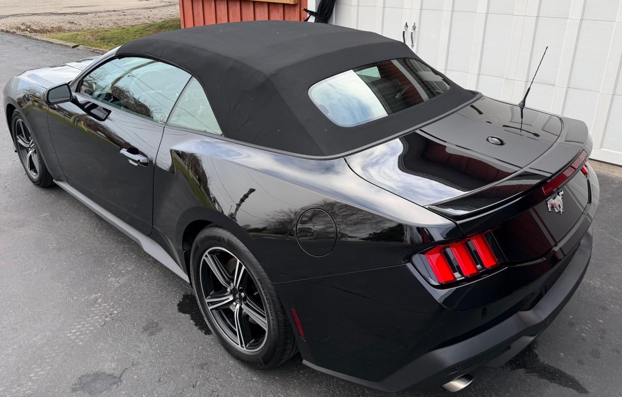 2024 Ford Mustang EcoBoost Premium Convertible - Photo #12