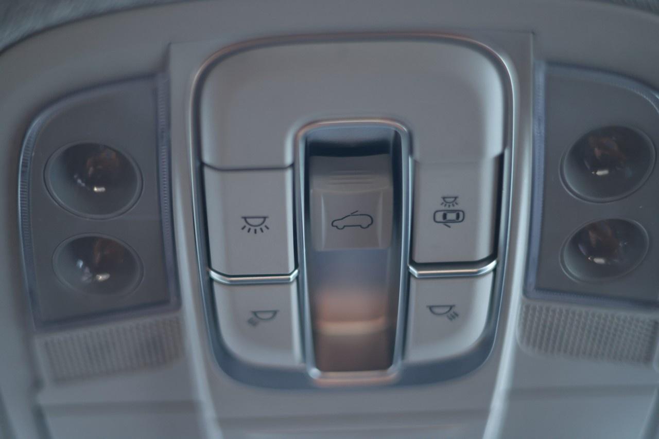 2019 Hyundai Santa Fe 2.0T Preferred AWD w/Sunroof Photo