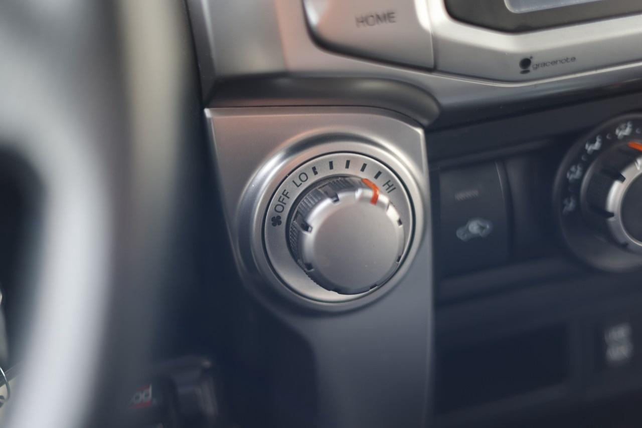 2018 Toyota 4Runner 4WD Photo