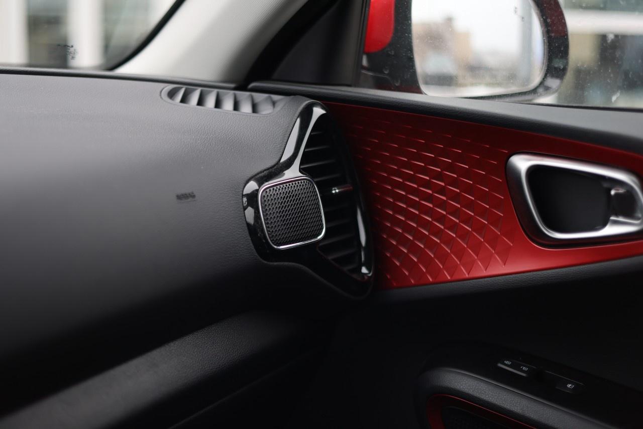 2023 Kia Soul GT-LINE Limited IVT Photo