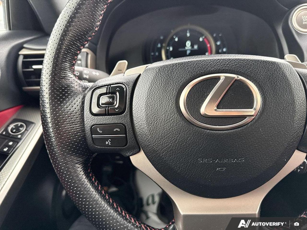 2017 Lexus IS IS200T / NO ACCIDENTS / RED LEATHER / ROOF / AUTO - Photo #21