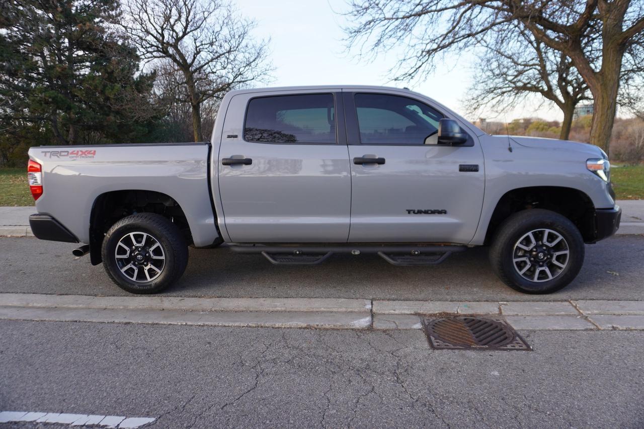 2018 Toyota Tundra CREWMAX / TRD - OFF ROAD / AWESOME COLOUR / 5.7 V8 Photo4