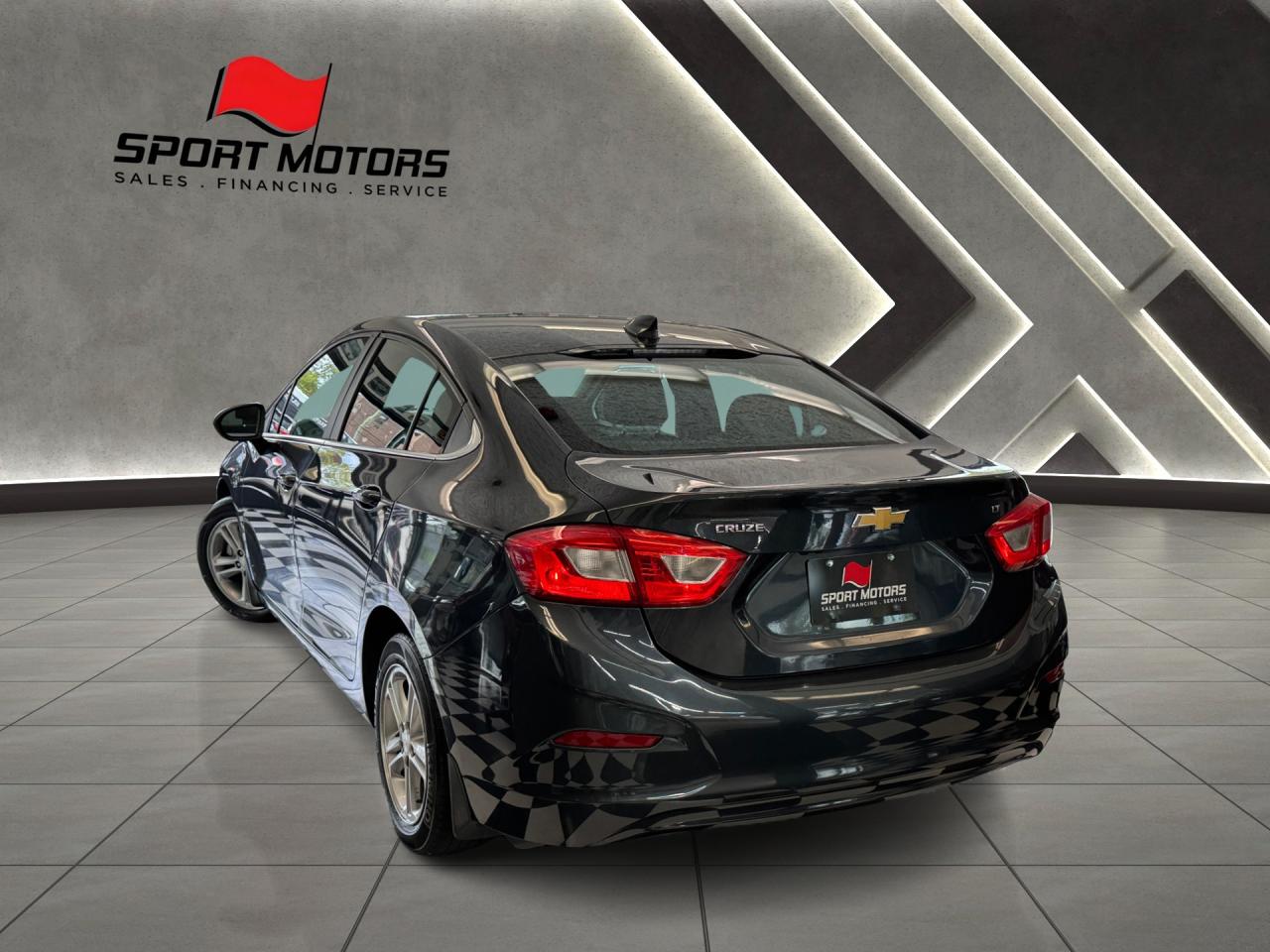 2017 Chevrolet Cruze LT+Camera+ApplePlay+CLEAN CARFAX Photo16