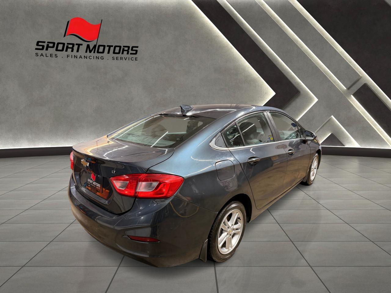 2017 Chevrolet Cruze LT+Camera+ApplePlay+CLEAN CARFAX Photo7