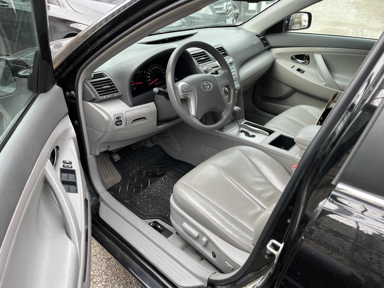 2008 Toyota Camry 4dr Sdn I4 Auto LE Clean CarFax Finance Trades OK! - Photo #7