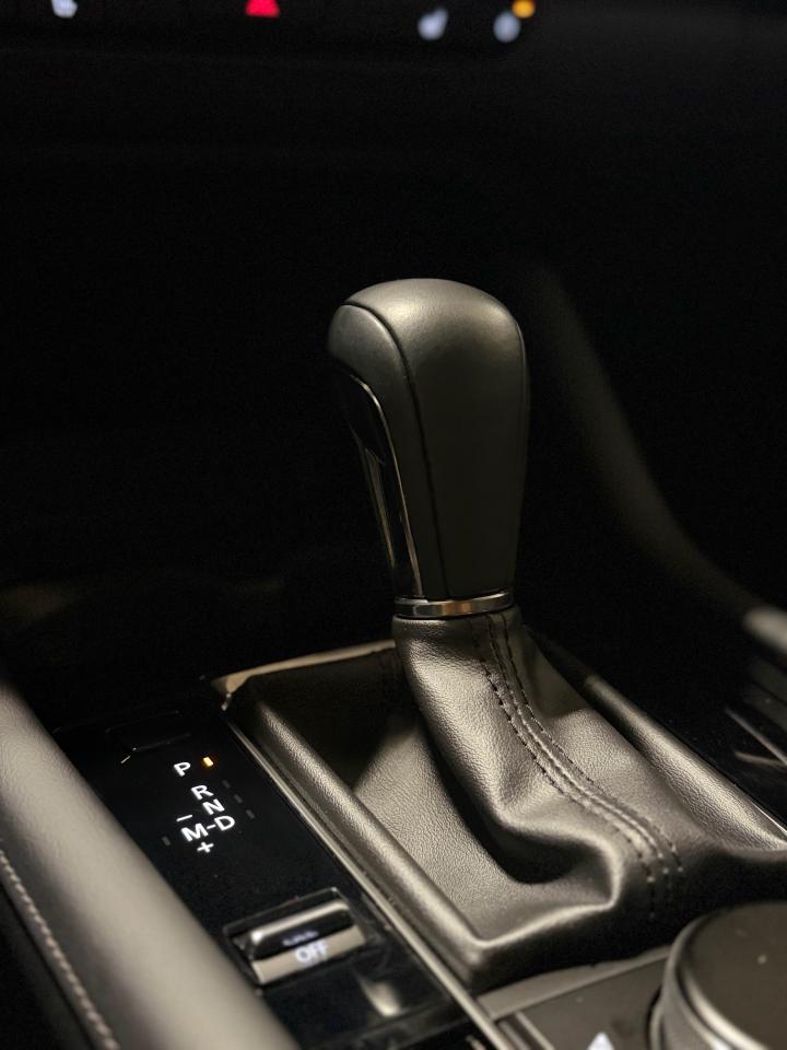 2025 Mazda MAZDA3 GT Auto FWD Photo