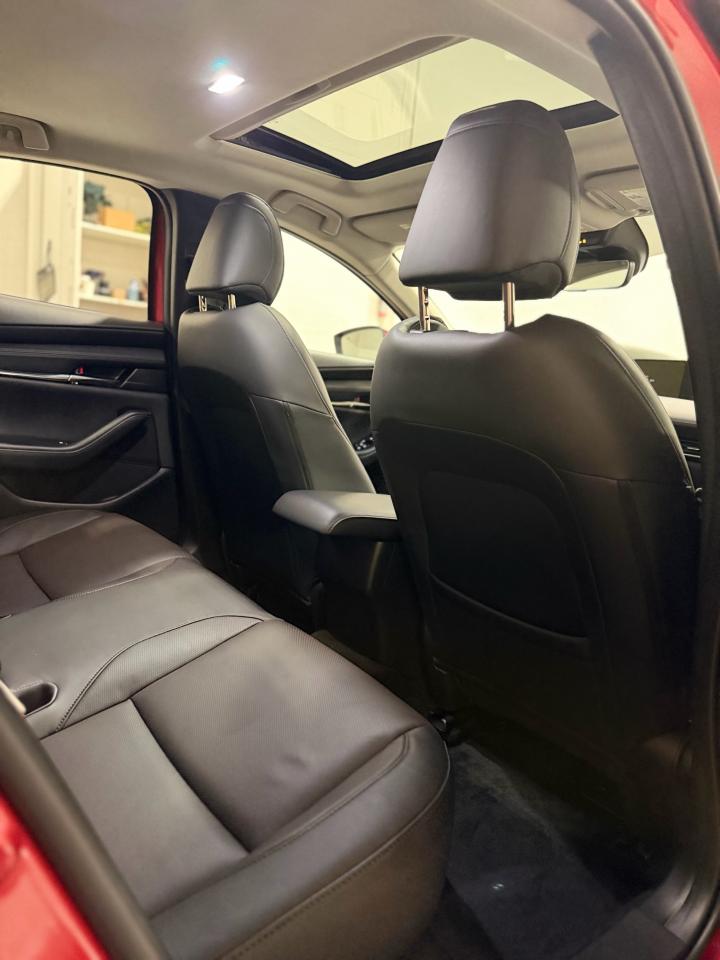 2025 Mazda MAZDA3 GT Auto FWD - Photo #23