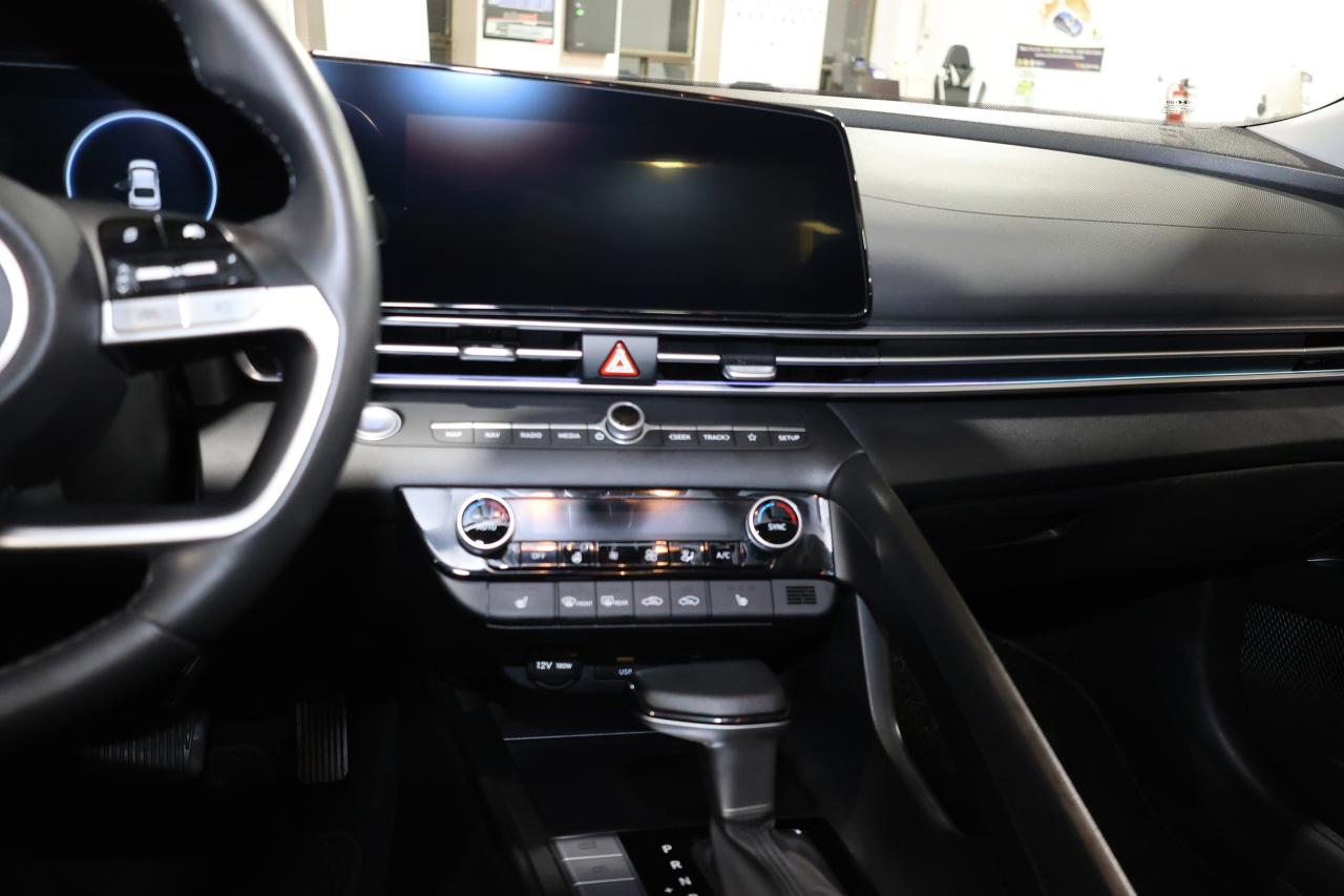 2025 Hyundai Elantra - ONE OWNER|SUNROOF|NAVI|CAMERA|BLINDSPOT Photo