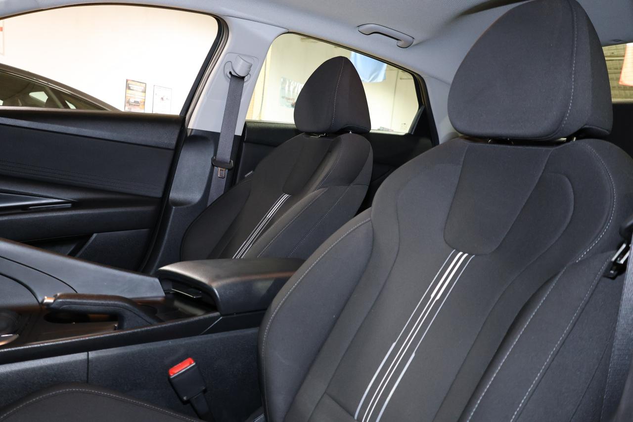 2025 Hyundai Elantra - ONE OWNER|SUNROOF|NAVI|CAMERA|BLINDSPOT Photo