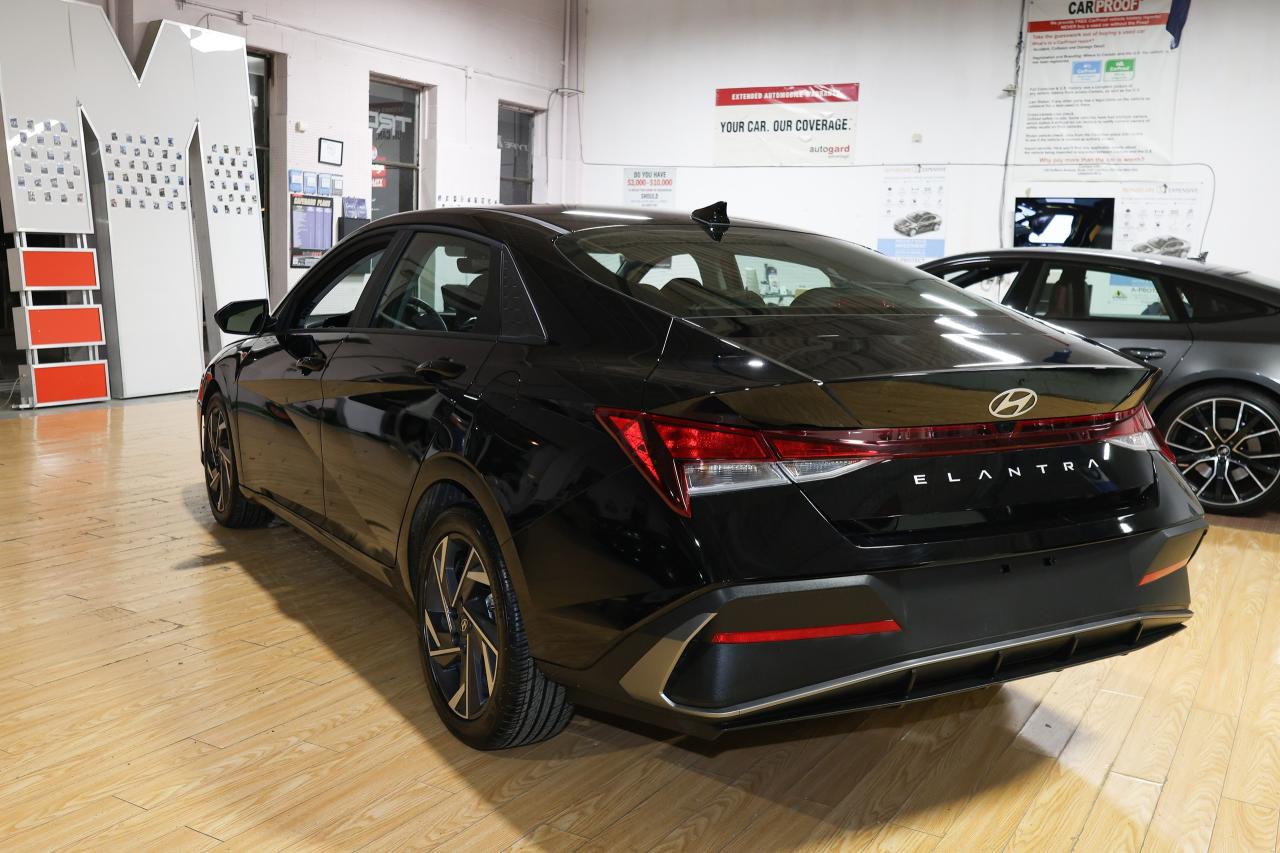 2025 Hyundai Elantra - ONE OWNER|SUNROOF|NAVI|CAMERA|BLINDSPOT Photo3