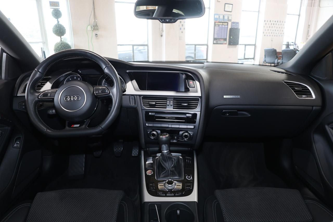 2013 Audi A5 - 6SPD|S-LINE|SUNROOF|NAVIGATION|2xRIM&TIRE Photo