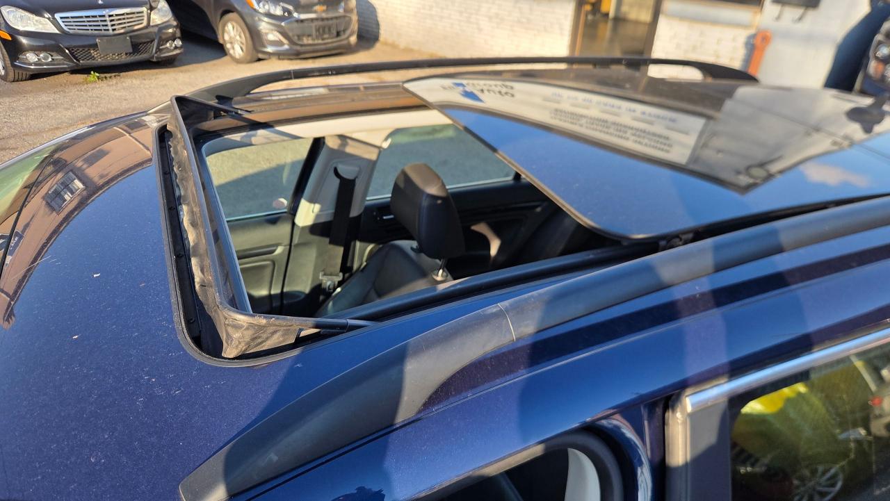 2013 Volkswagen Golf Wagon TDI Highline w/Navi/Winter tires/rims - Photo #11