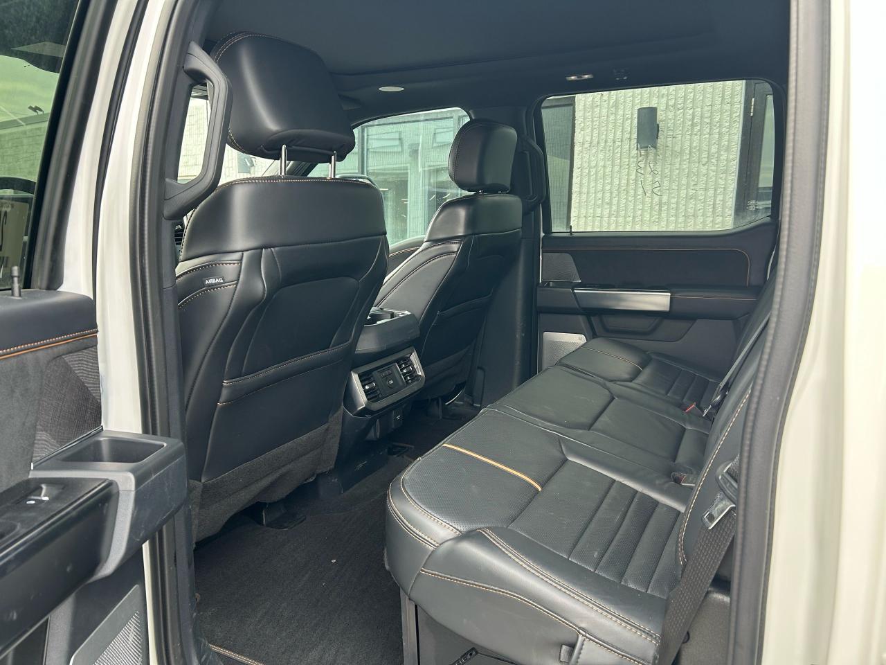 2023 Ford F-250 Platinum - Photo #7