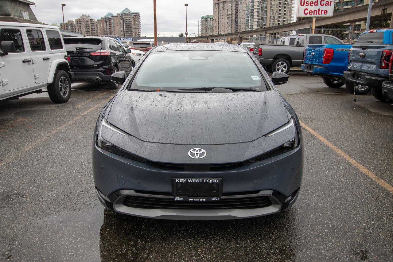 2024 Toyota Prius XLE AWD-e Photo