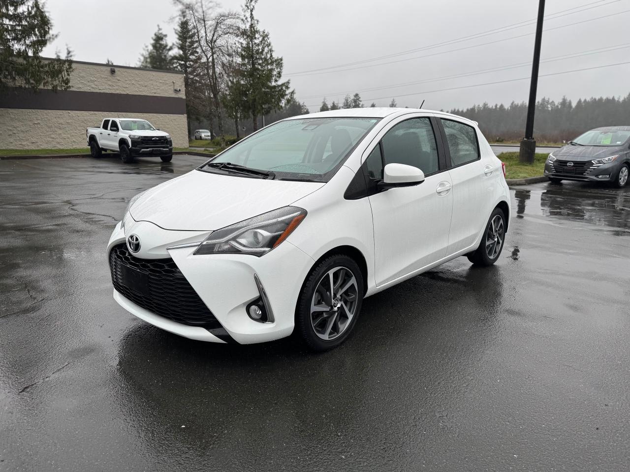 2018 Toyota Yaris HATCHBACK SE
