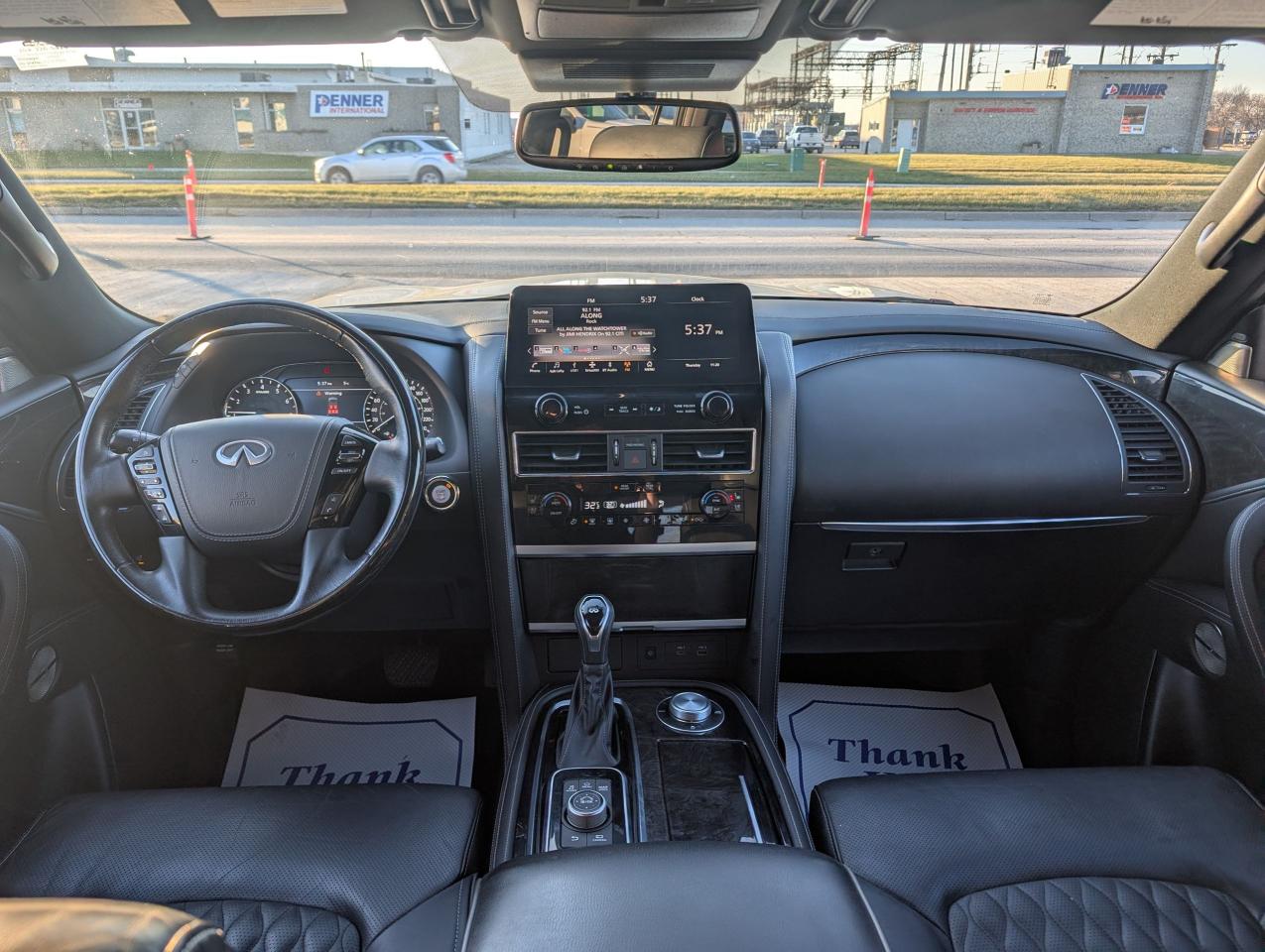 2022 Infiniti QX80 LUXE 7-Passenger | Heated seats | Heated steering - Photo #15