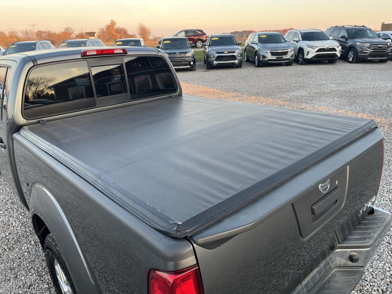 2017 Nissan Frontier SL Photo