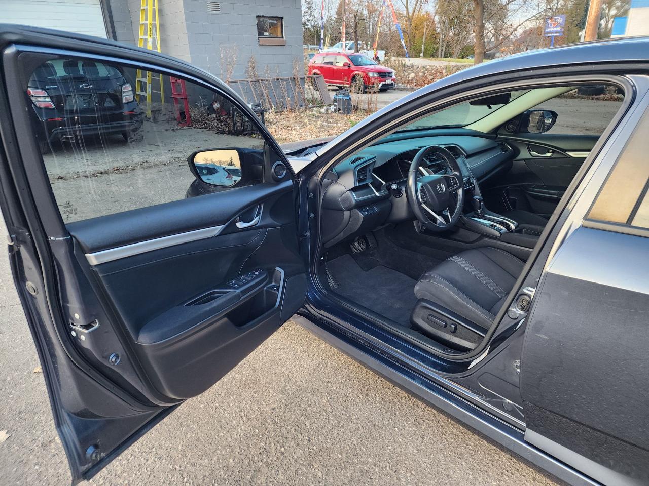 2021 Honda Civic EX l Clean Carfax l No accidents l Heated Seats Photo