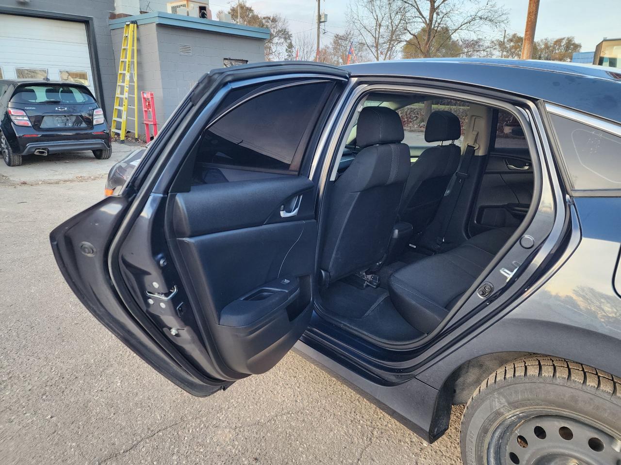 2021 Honda Civic EX l Clean Carfax l No accidents l Heated Seats Photo