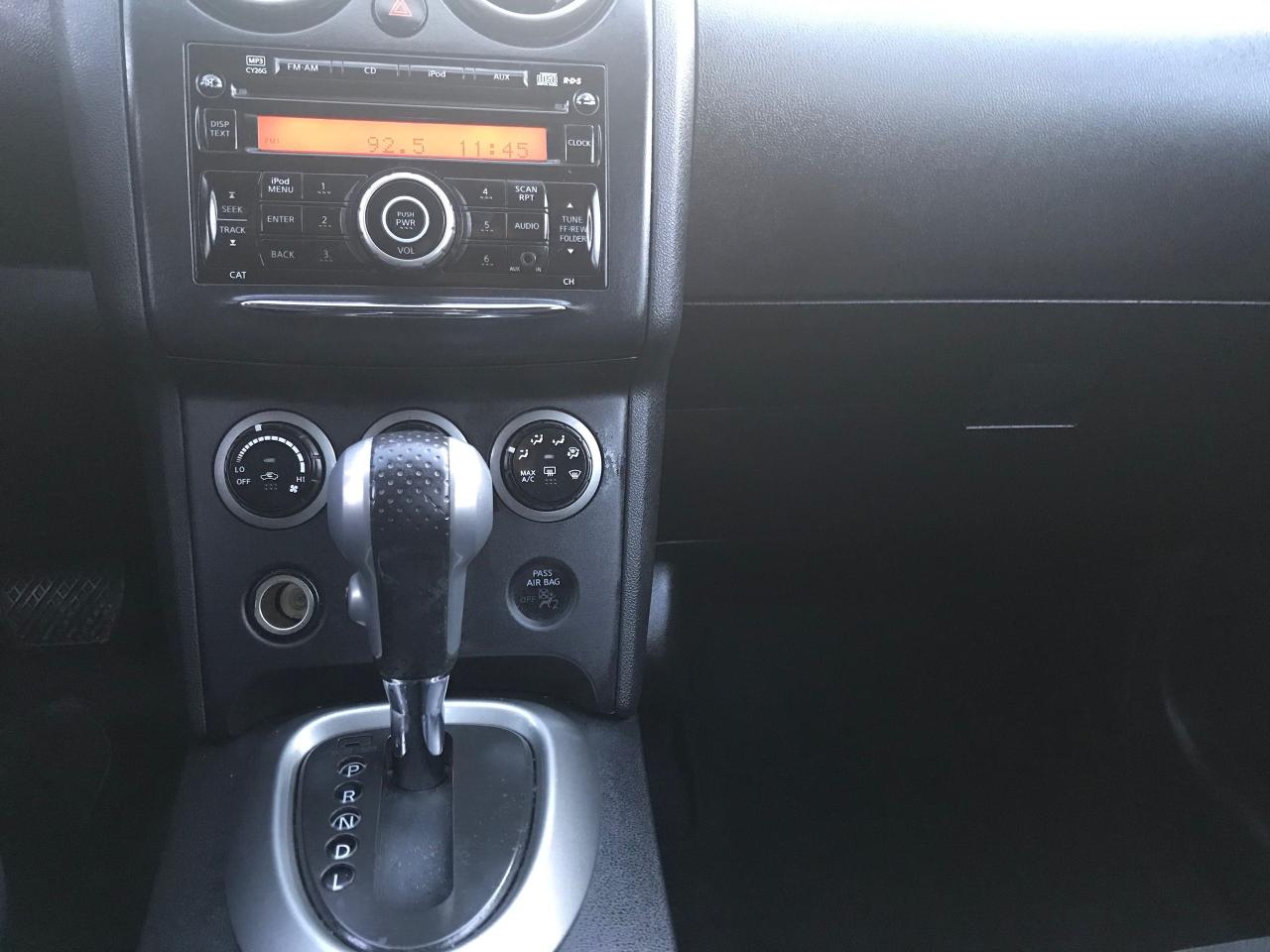 2012 Nissan Rogue S - Photo #5