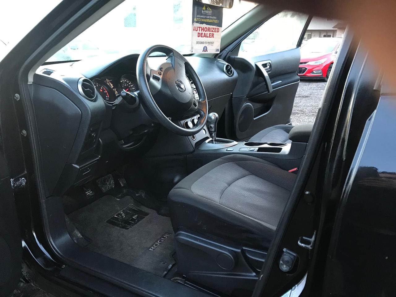 2012 Nissan Rogue S - Photo #13