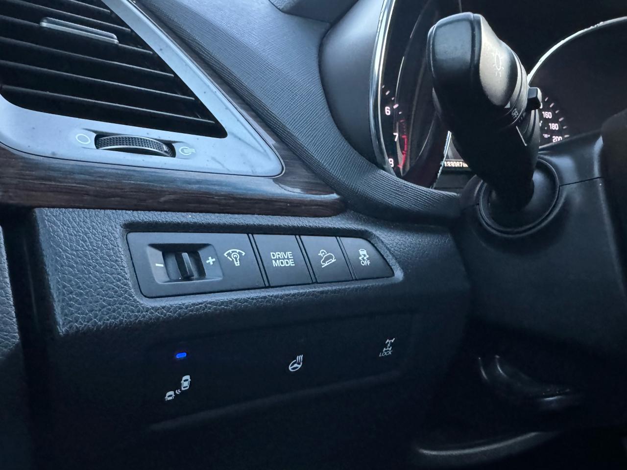 2018 Hyundai Santa Fe Sport Limited Photo