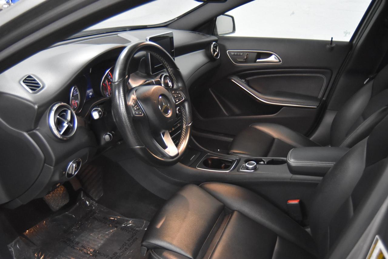 2016 Mercedes-Benz GLA GLA 250 - Photo #9