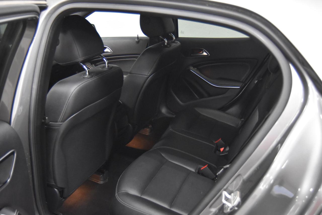2016 Mercedes-Benz GLA GLA 250 - Photo #10