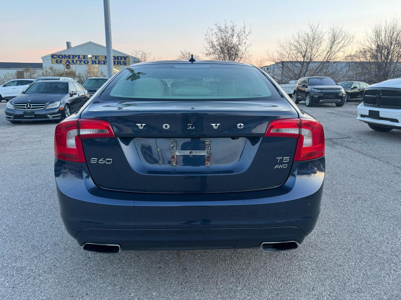 2015 Volvo S60 T5 Premier Plus - Photo #6