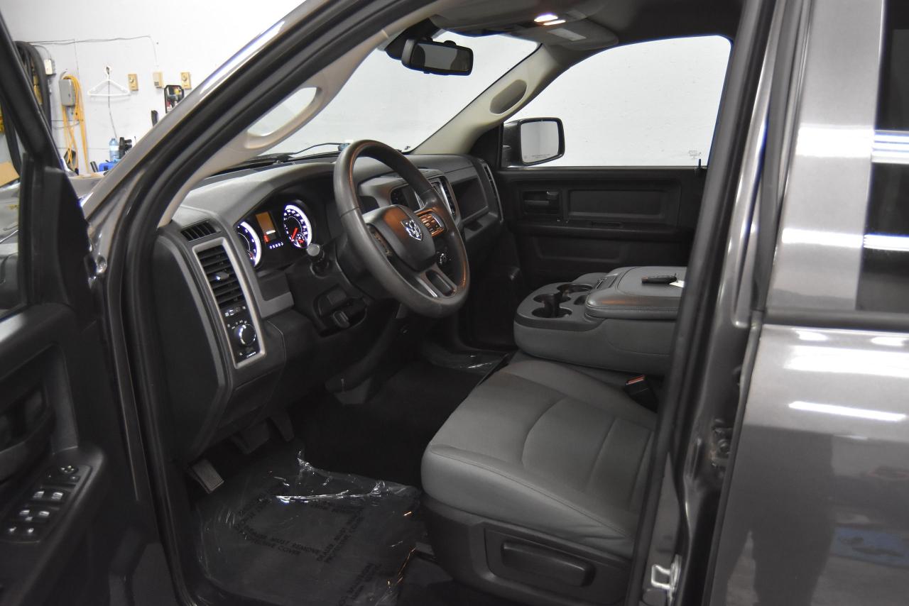 2015 RAM 1500 ST Photo