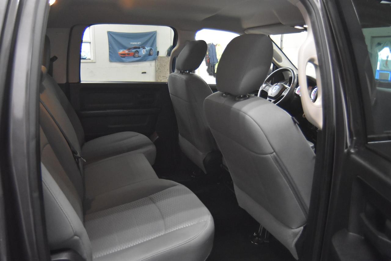 2015 RAM 1500 ST Photo