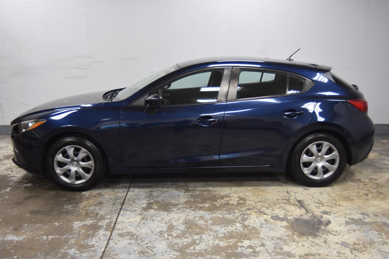 2014 Mazda MAZDA3 GX-SKY - Photo #4