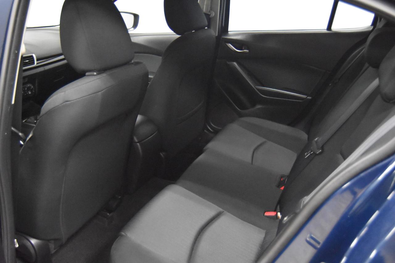 2014 Mazda MAZDA3 GX-SKY - Photo #10