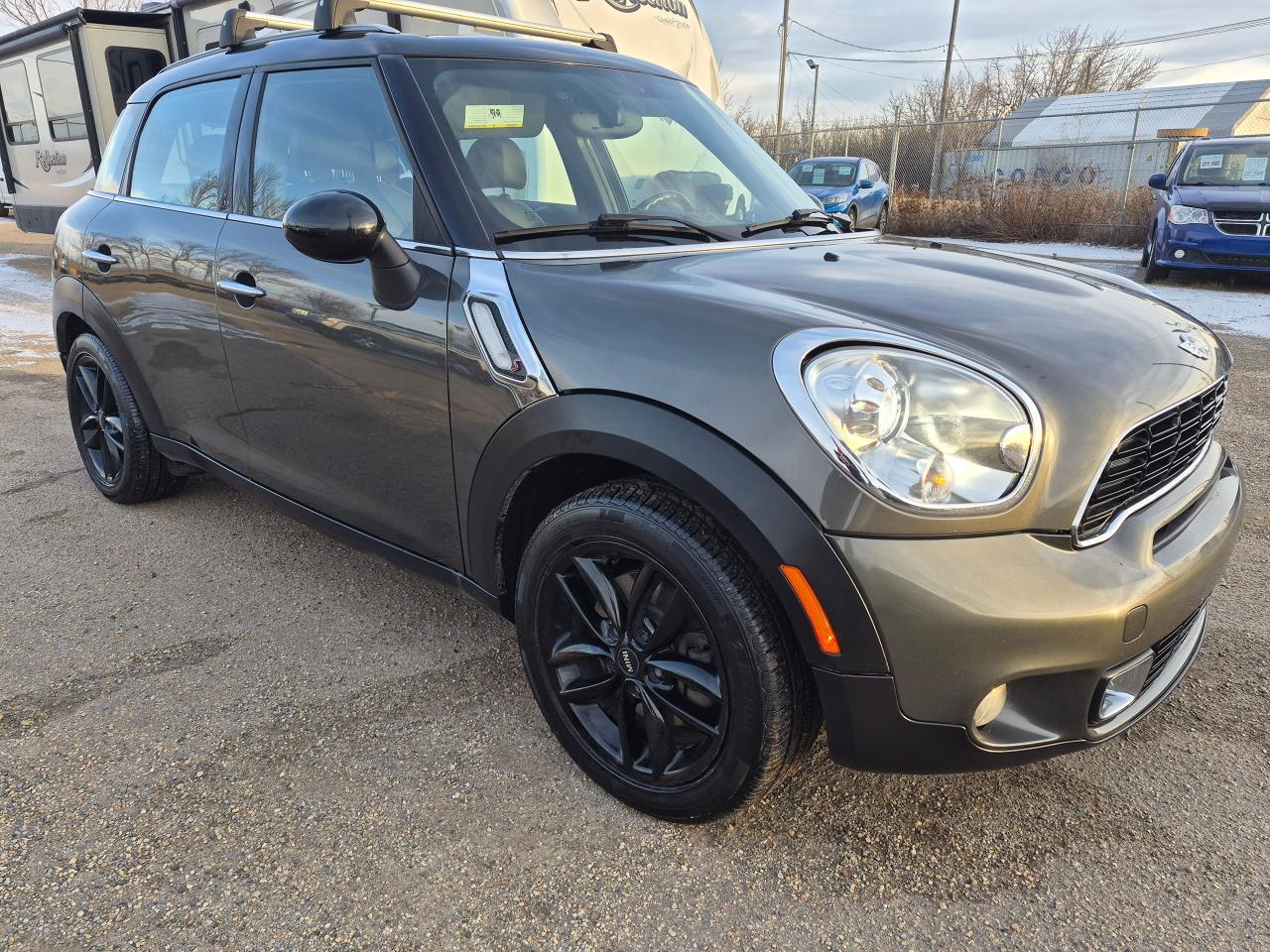 2014 MINI Cooper Countryman ALL4 S AWD, Leather, Sunroof, Nav, Htd Seats - Photo #1