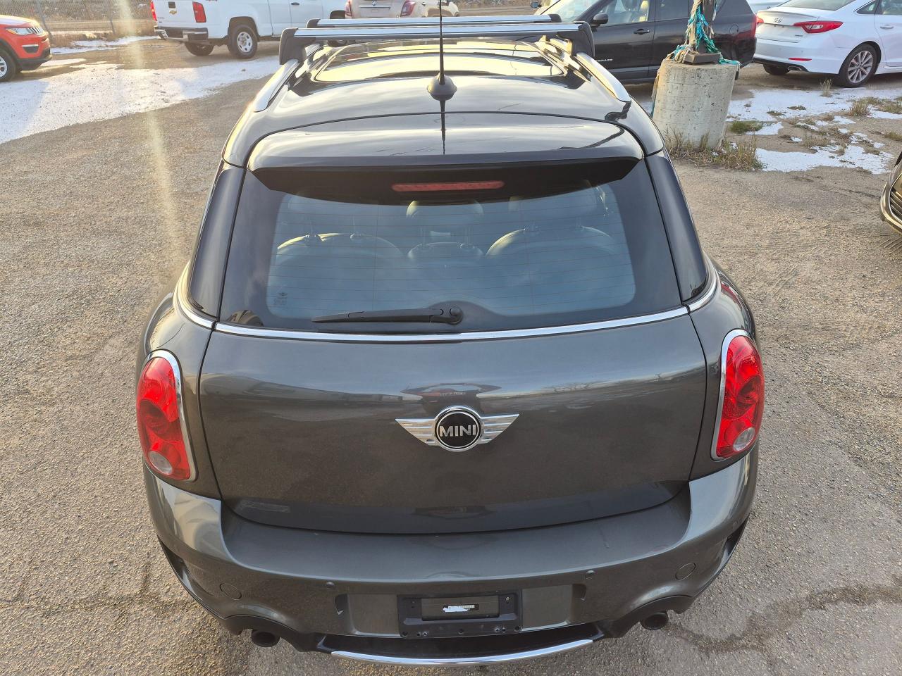 2014 MINI Cooper Countryman ALL4 S AWD, Leather, Sunroof, Nav, Htd Seats - Photo #6