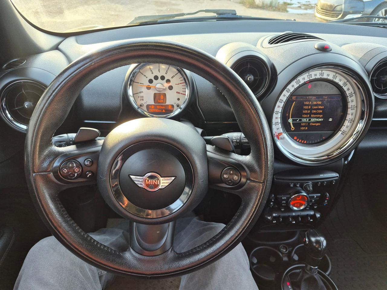 2014 MINI Cooper Countryman ALL4 S AWD, Leather, Sunroof, Nav, Htd Seats - Photo #11