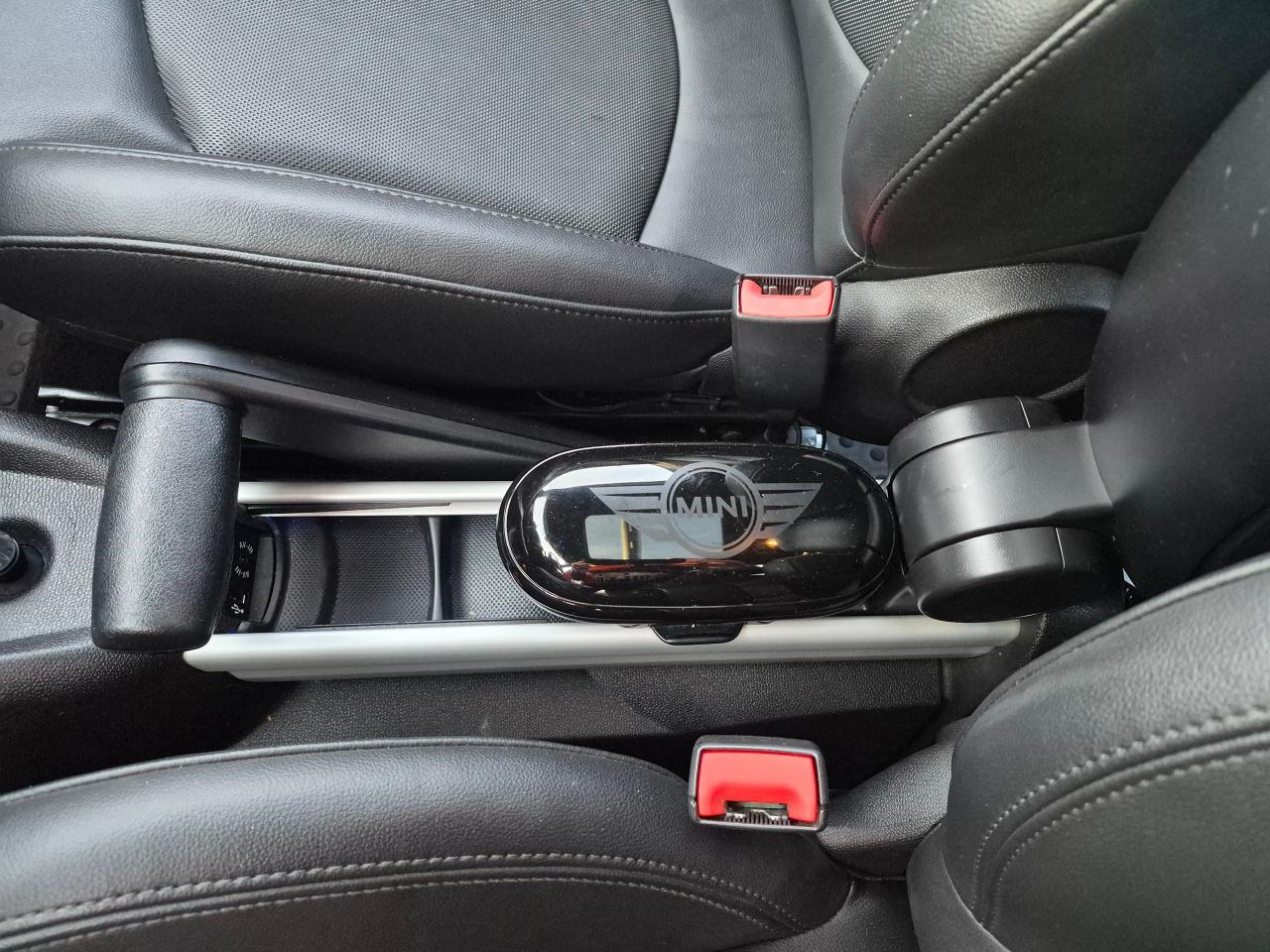 2014 MINI Cooper Countryman ALL4 S AWD, Leather, Sunroof, Nav, Htd Seats - Photo #23