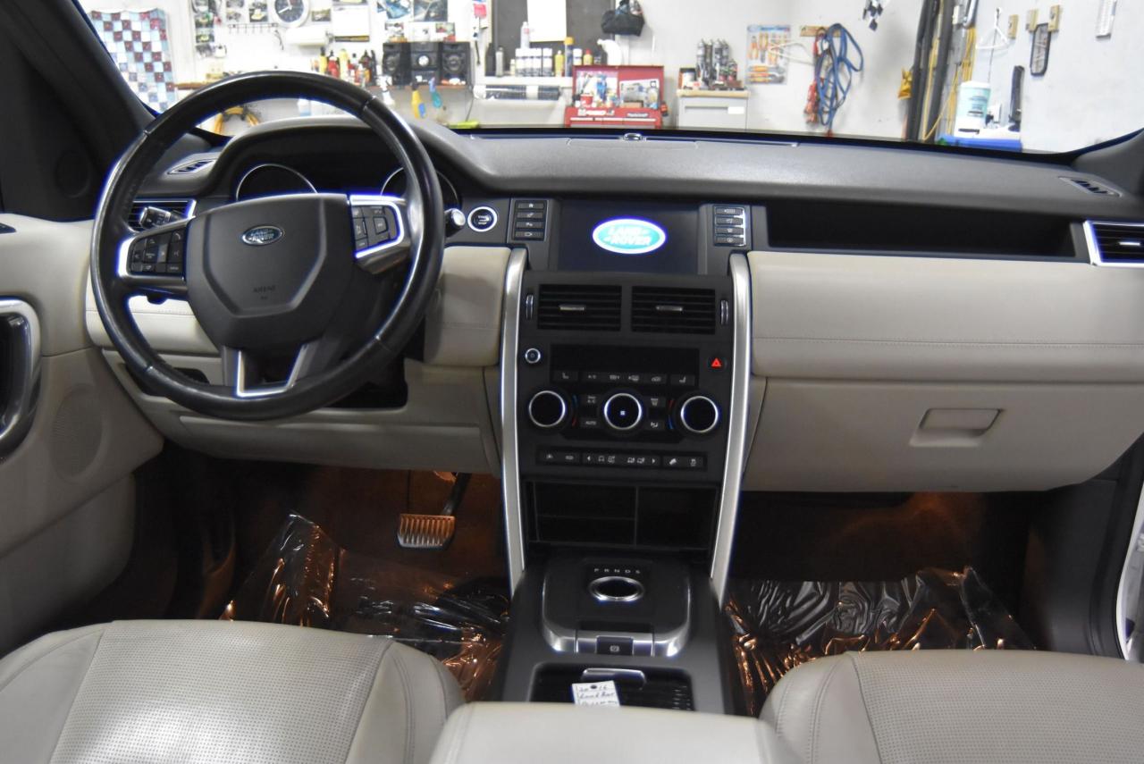 2016 Land Rover Discovery Sport HSE LUXURY