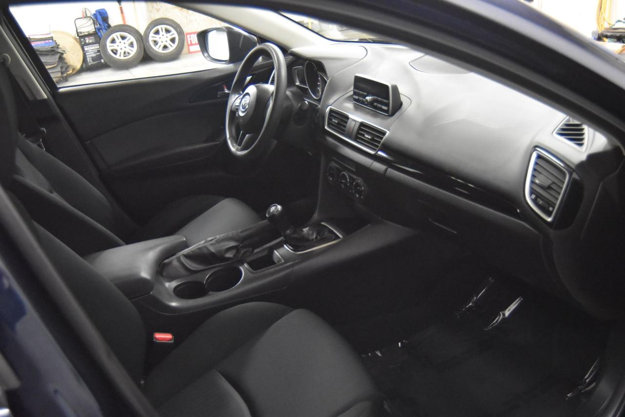 2014 Mazda MAZDA3 GX-SKY