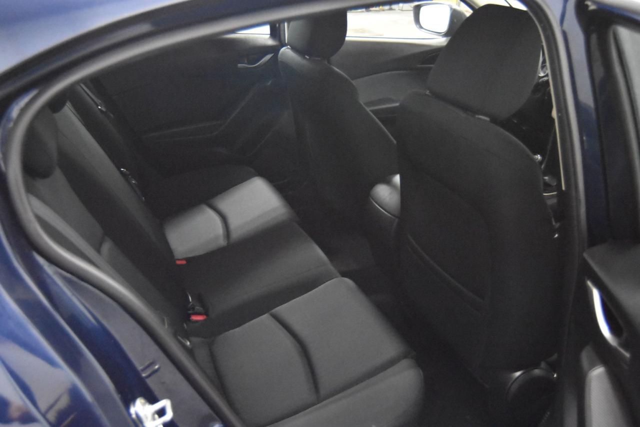 2014 Mazda MAZDA3 GX-SKY