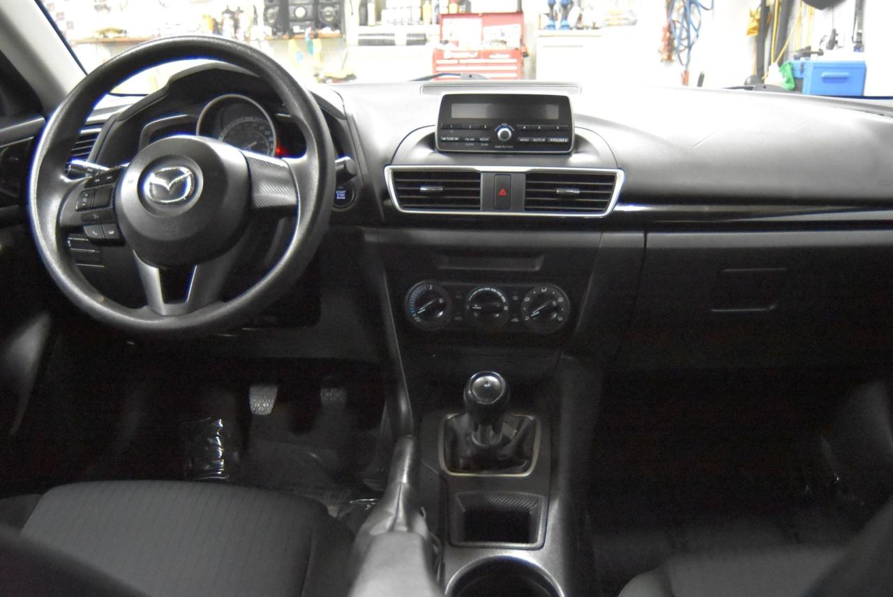 2014 Mazda MAZDA3 GX-SKY