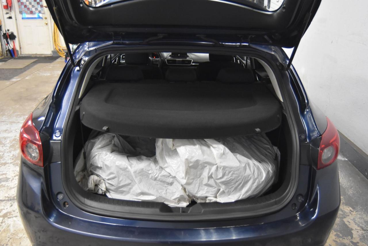 2014 Mazda MAZDA3 GX-SKY